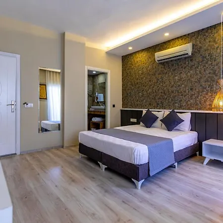 Hotel Der Konyaalti 4*